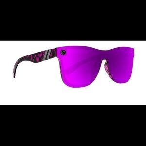Blenders Eyewear Berry Loud Sunglasses